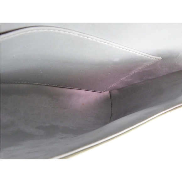 Louis Vuitton Lime Green Crossbody Bag - Picture 12 of 16